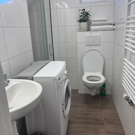 Apartman Tremosna شقة