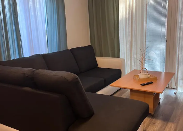 Apartman Tremosna Апартаменты Tremosna